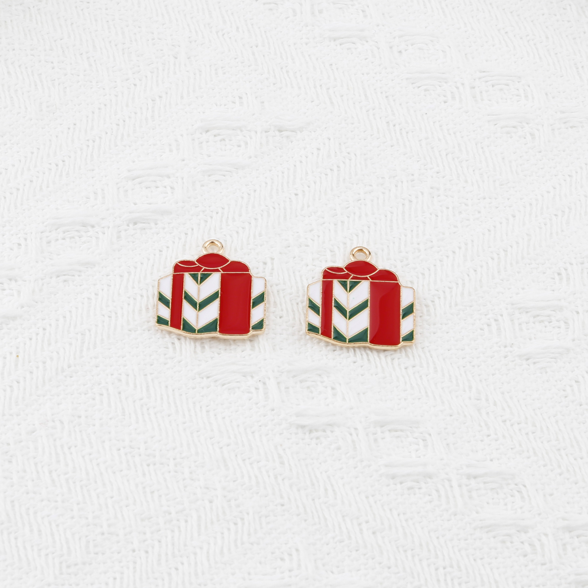 Directo de fábrica DIY joyería aleación Comercio exterior Navidad serie nueva gota aceite collar pulsera accesorios llavero