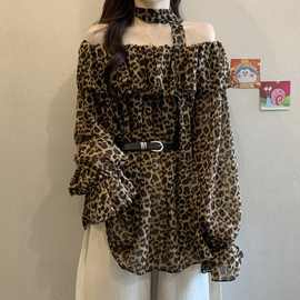 大码女装炸街减龄豹纹荷叶边一字肩衬衫女秋季新款法式小个子上衣