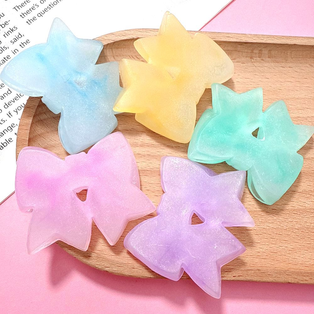 大きな花のグラデーションの蝶ネクタイの樹脂部品のクリームゴムdiyの髪のひものヘアピンのコップの靴のボタンの収納箱のペンダント