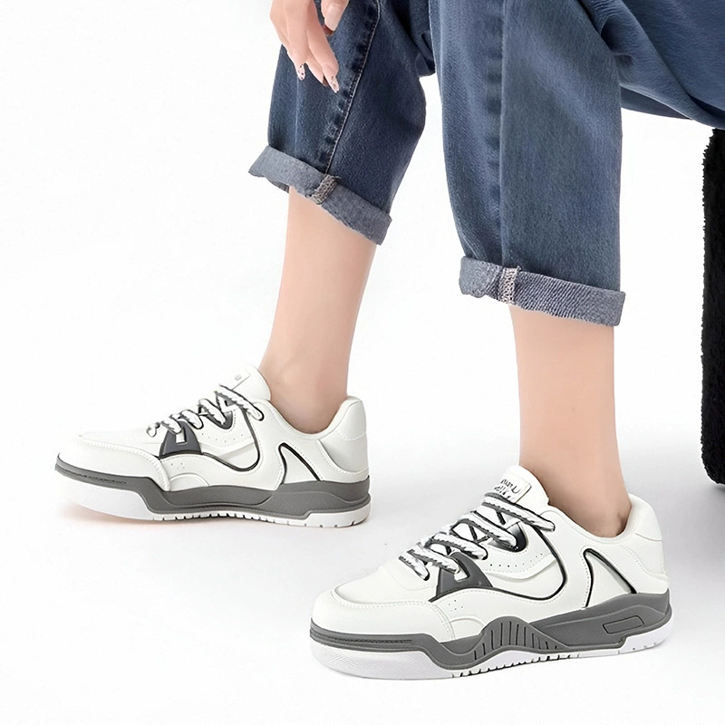 Универсальная женская обувь дикая весна 2025 новый повседневная маленькая белая обувь дамы высокого уровня чувство студенческая повседневная обувь