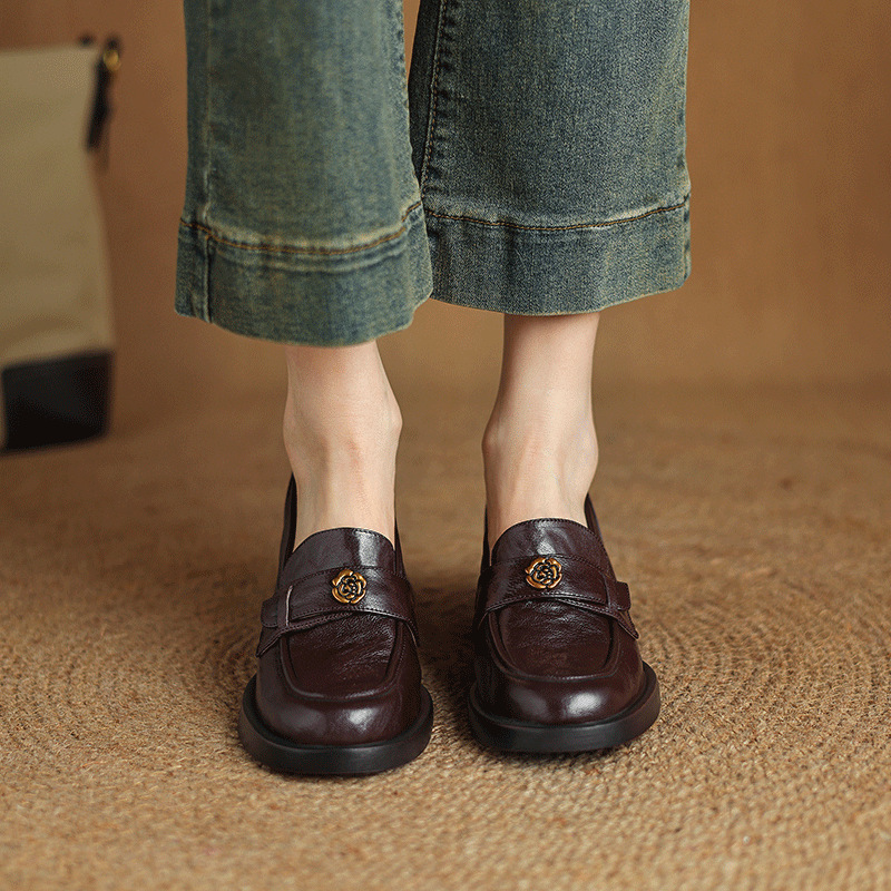 La marea no es sur ~ Camellia de un pie Lefu Shoes Mujer 2025 Nuevos zapatos de cuero de trabajo Zapatos de tacón alto grueso de suela gruesa