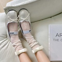 Summer puffy socks for women: trendy, alluring style—soft girly JK-style socks with delicate hollowed-out designs and a chic Lolita-inspired bow.