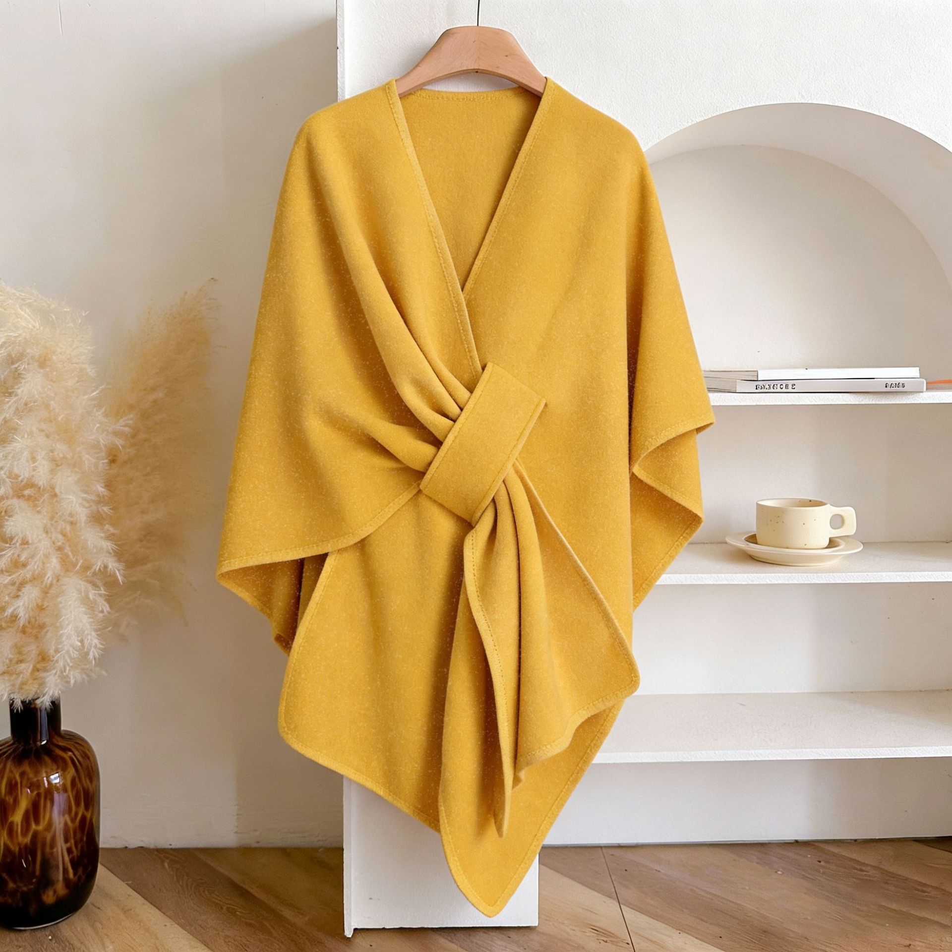 Half-circular-Lemon yellow