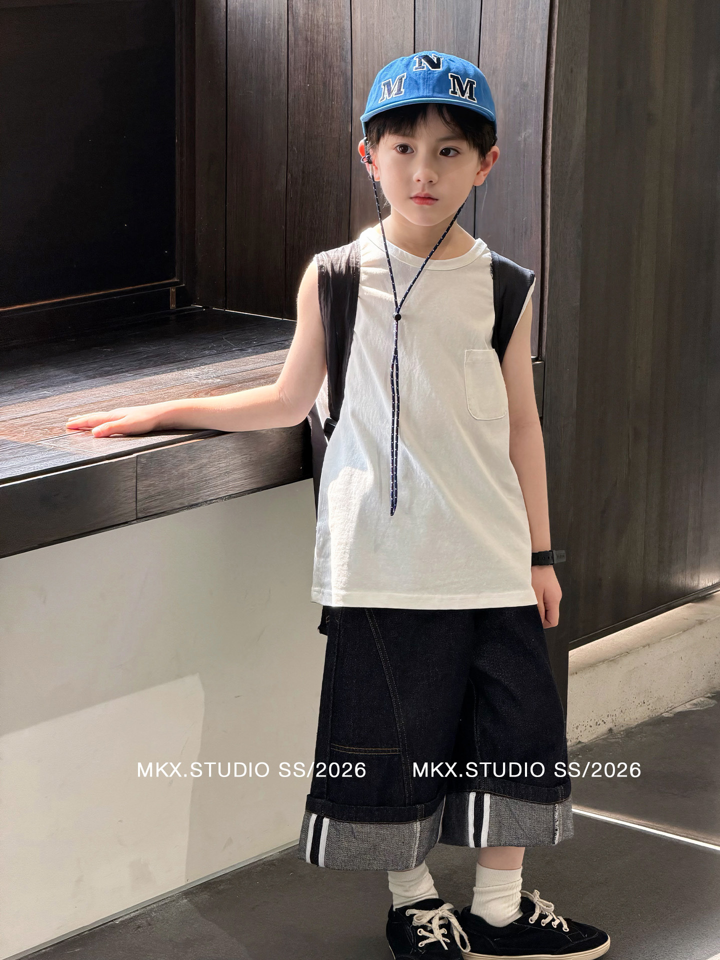 Chaleco delgado de verano para niños 2026 ropa infantil de verano nueva versión coreana de la camiseta transpirable sin mangas para niños