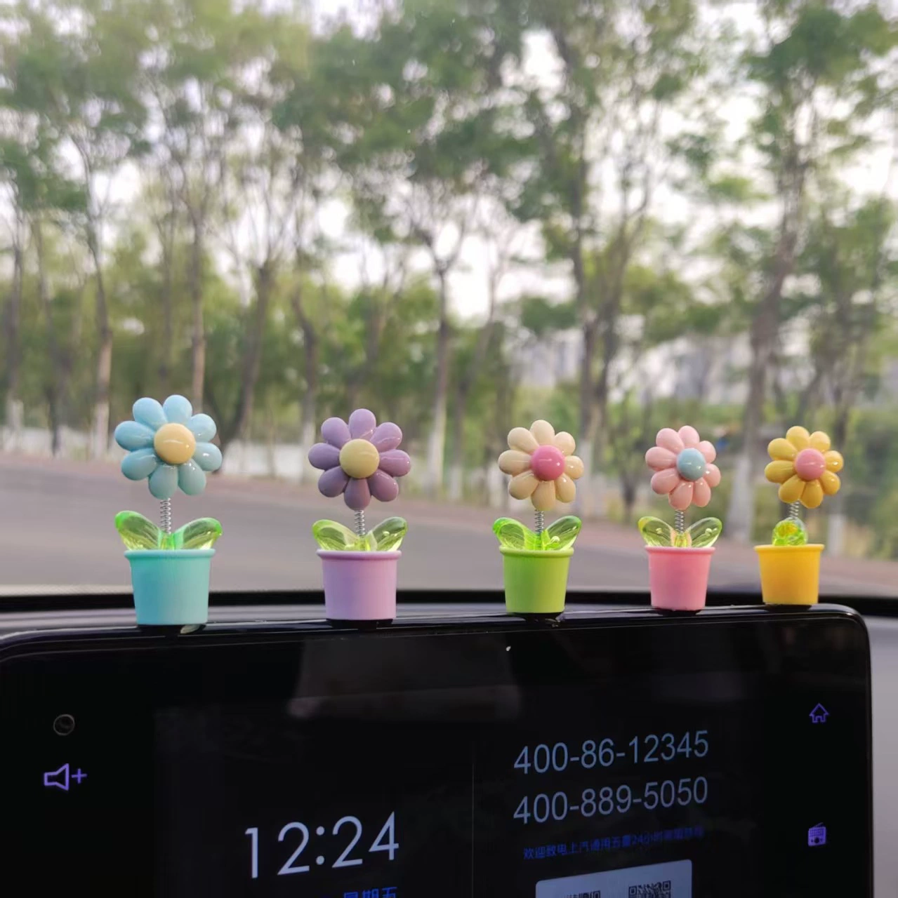 Новые ветряные подсолнухи, маленькие свежие цветы, центральная консоль в скандинавском стиле, автомобильные цветочные украшения из смолы