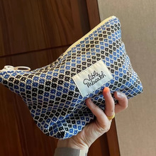 菠萝忆之蓝樱桃挂饰化妆包复古手工帆布编织几何便携大容量手拿E0