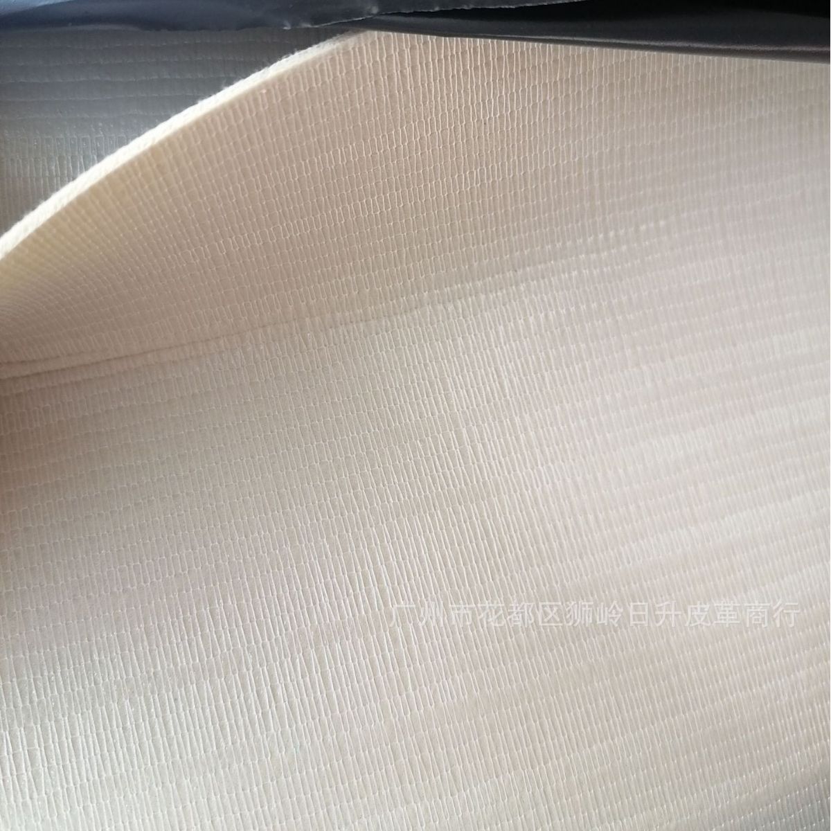 现货PVC人造革杂胶双面布（三文治）托底料0.6mm-1.4mm白色