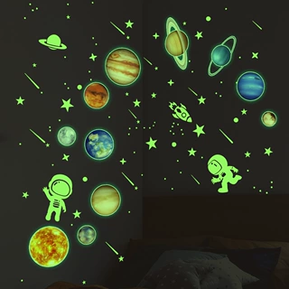 夜光星球宇航员墙贴房间装饰墙贴画儿童房夜光贴自粘发光墙贴