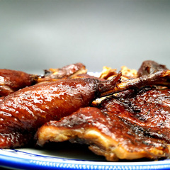 Three Treasures Inn Duck in Soy Sauce, 300g, Ready-to-Eat Jiangnan Marinated Duck, Vacuum-Sealed Duck Products, Marinated Snack, Fully Cooked, Wholesale