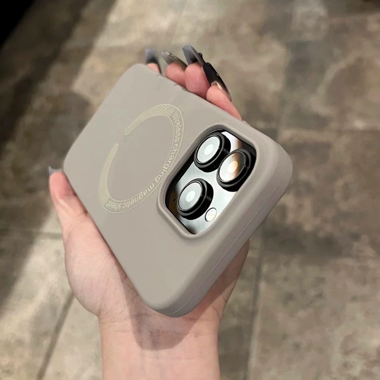 Защитный силиконовый чехол (Apple) iPhone 17 Pro Max, с большими порами, защита от падений