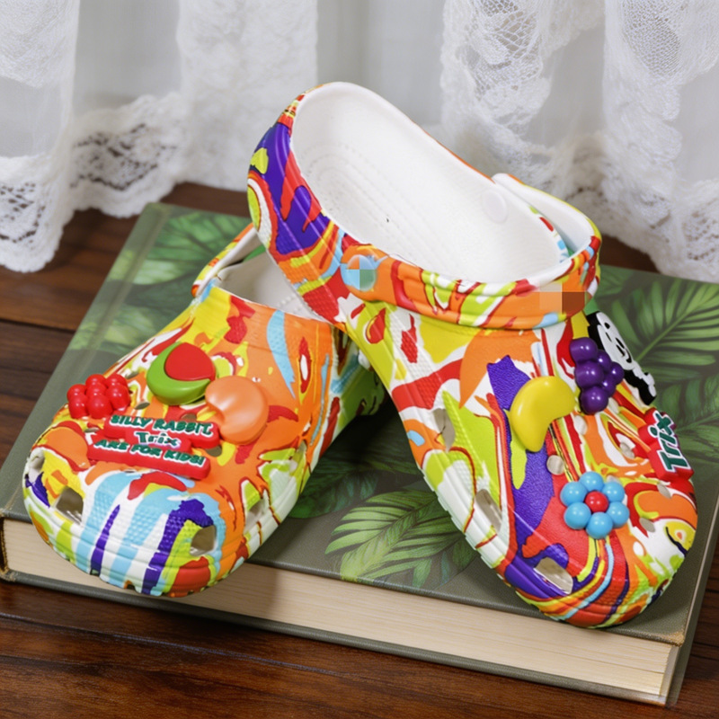 Cross Summer Collaboration Model Crispy Cereal Versatile Clogs Unisex Couple Sandals Graffiti Style Casual Shoes Cross Summer Collaboration Model Crispy Cereal Versatile Clogs Unisex Couple Sandals Graffiti Style Casual Shoes