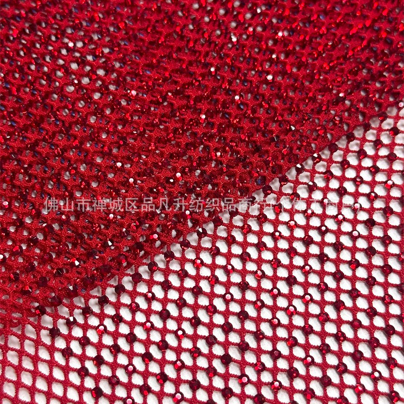 Fabricante nuevo al por mayor Zhongshan 10 hilera de tela de perforación de vidrio austríaco vestido de desfile