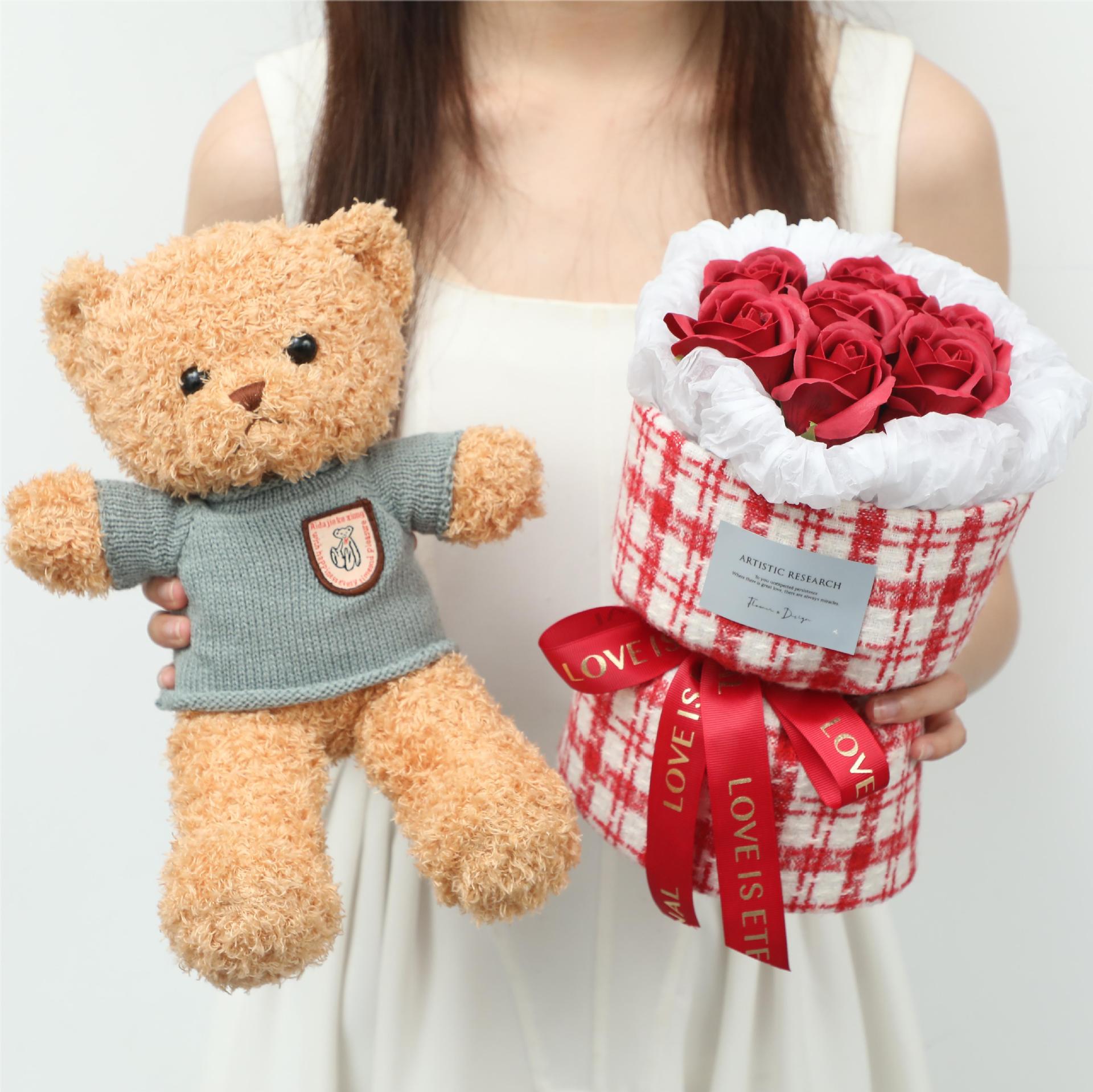 520 Teacher's Day Birthday Valentine's Day Bouquet Flower New Style Small Fragrance Bouquet Dried Flower Gift Directly for Manufacturer Wholesale