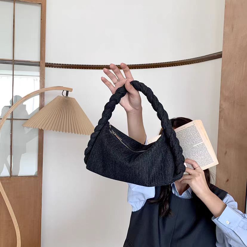 Korean woven twisted denim underarm fashion chain handbag single shoulder crossbody dumpling bag trend_voghion.com