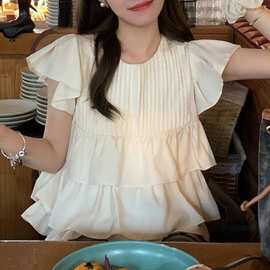 时尚小众蛋糕下摆白色娃娃衫甜美小飞袖减龄上衣女显瘦A字版型