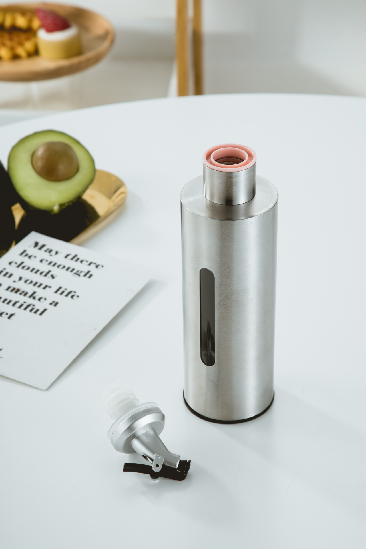 Stainless steel oil bottle spice bottle visual oil control bottle oil control jar kitchen spice bottle light soy sauce barbecue vinegar gold-plated