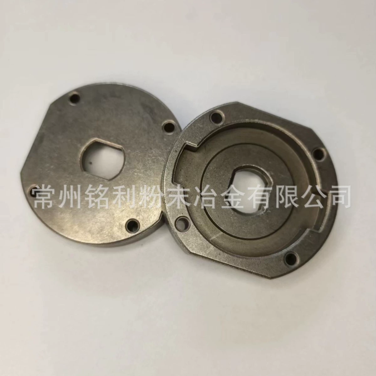 Производители перерабатывают и производят прецизионные детали порошковой металлургии, высокопрочные и высокопрочные зубчатые детали