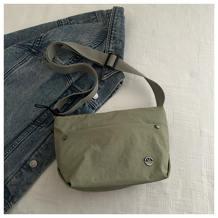 89g Weight Nylon Lining Material Zipper Closure Type Single Shoulder Strap Strap Type Shoulder Bag, Crossbody Bag Bags Type Casual Occasion Nylon Material Solid Color Pattern All Seasons Season Women's Gender Basic, Classic Style Style Square Shape Women's Nylon Solid Color Basic Classic Style Square Zipper Shoulder Bag Crossbody Bag 9