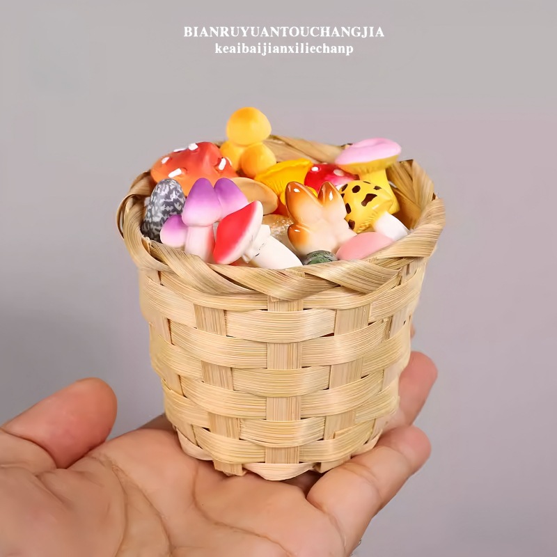 Adornos de hongos de simulación pastoral Escena creativa en miniatura Artesanía de resina de micro paisaje Fabricantes de adornos pequeños al por mayor