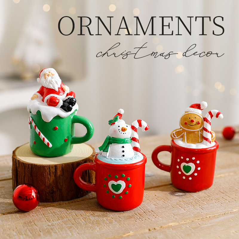 Santa Claus Resin Figurine – Handcrafted Christmas Decoration, Festive Tabletop Display & Gift For Home/Office (Set Of 3, 10cm Tall)_voghion.com