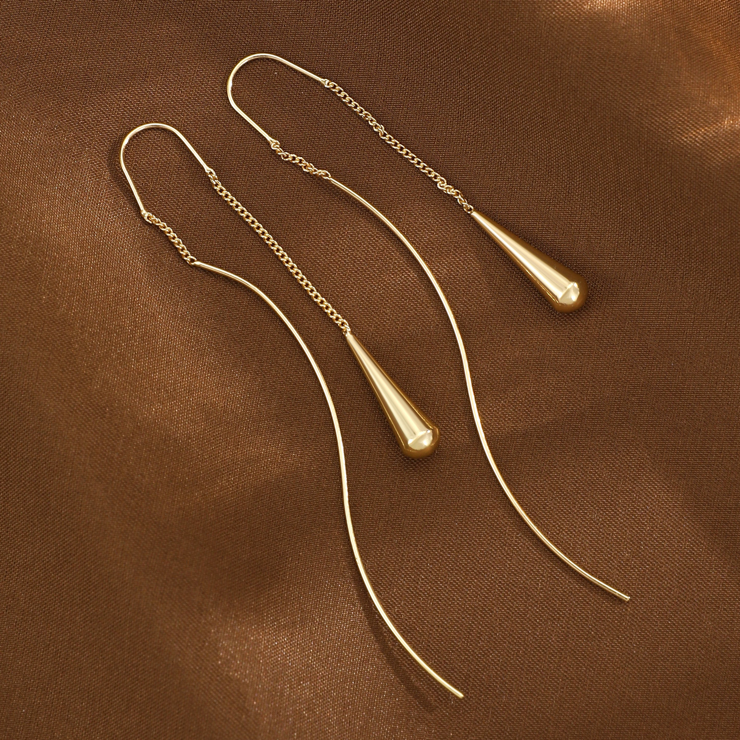 Boucles d'oreilles en forme de goutte d'eau à long pompon pour accessoires de cheveux pour femmes, design léger, luxueux et de niche, boucles d'oreilles en forme de S_voghion.com