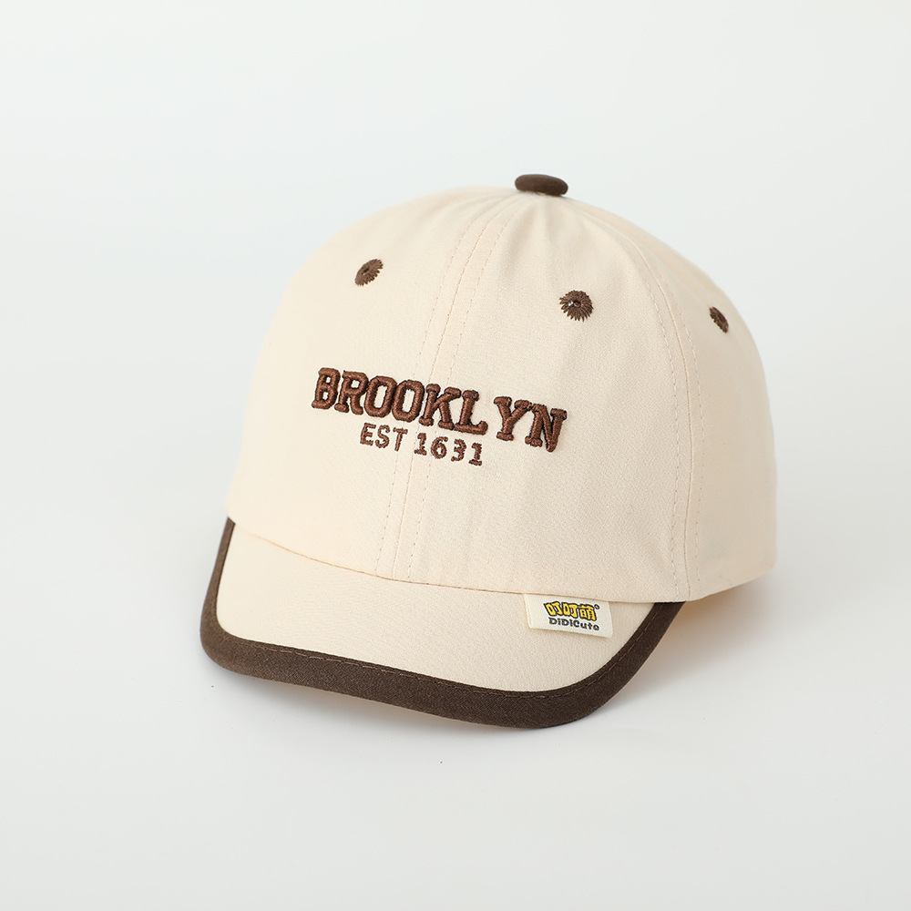 2025 primavera sombrero de niños bordado letras sombrero de béisbol bebé sombrero de bordes cortos sombrero de boca de pato sombrero para niños y niñas sombrero de sombrero