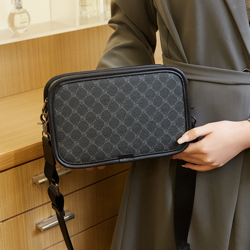 High quality camera women's 2024 new fashionable versatile crossbody diamond grid minimalist box single shoulder small_voghion.com