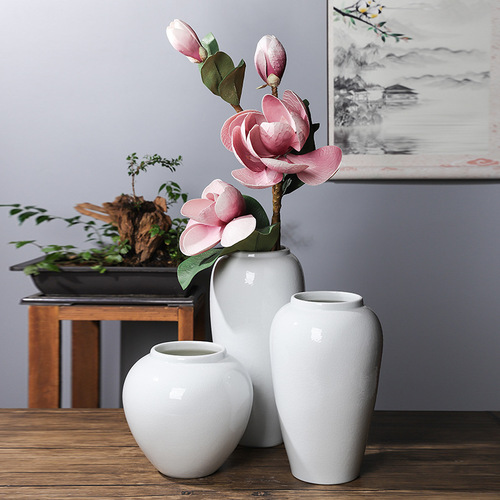High-looking and high-end cream scenery Dezhen ceramic vase white vase can be hydroponic with feathers home decorations