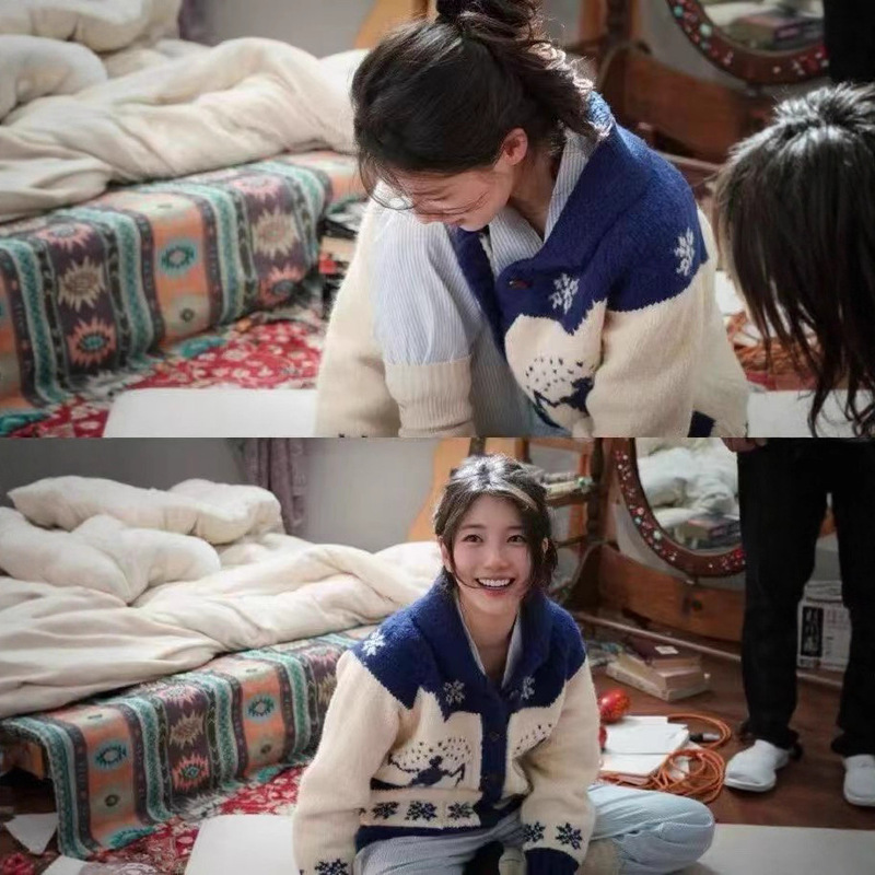 Korean Niche! 2025 New Autumn and Winter Retro Loose Ski Jacquard Lapel Cardigan Sweater Jacket for Women