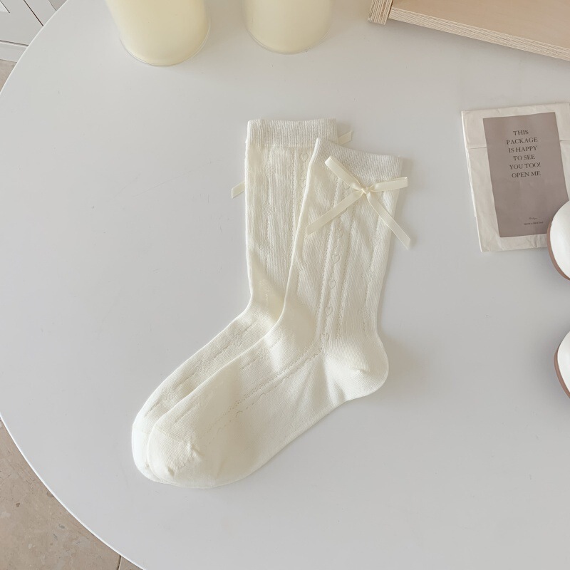 女性用の白いボンレスソックス、リボン付きパイルソックス、キュートで甘い夏用の薄い中空ラブコットンミッドカーフソックス|undefined