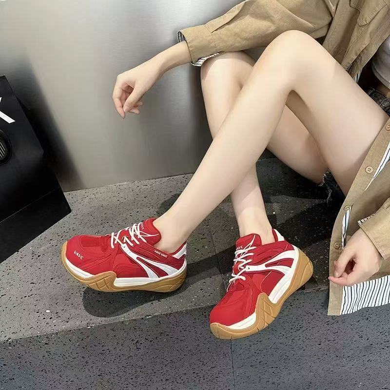 2025 Autumn New Fashionable Dad For Women, Thick Sole, Height Increasing, Lightweight, Comfortable, Versatile, Sports_vogvips.com