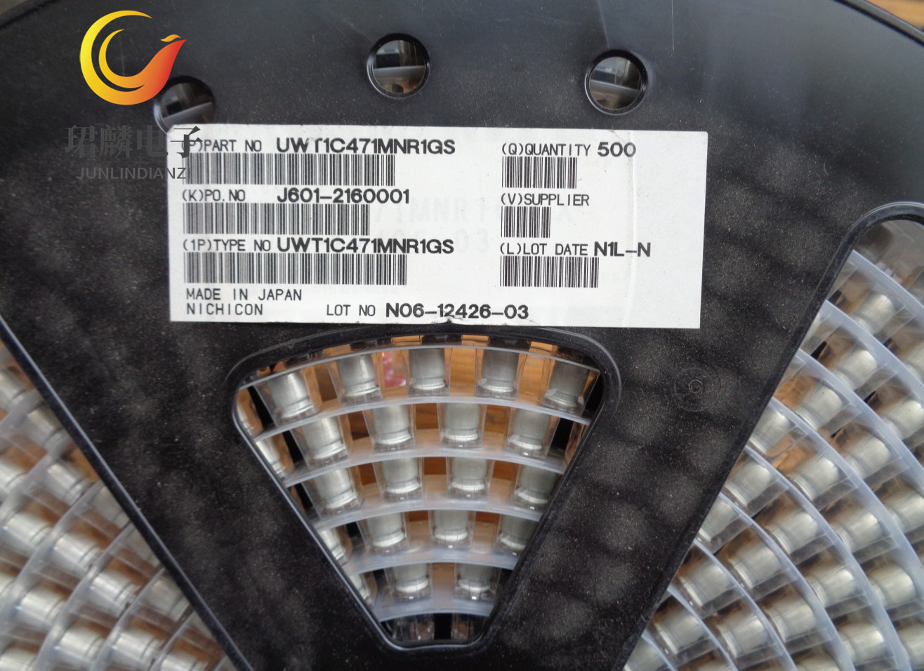 16V470UF 8X10 尼吉康UWT 贴片电解电容 UWT1C471MNR1GS