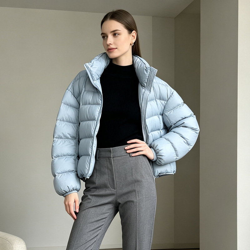 Guangmei Winter Simple Plaid Quilted Down Jacket for Women, 90% White Duck Down Filling, Stand Collar, Short, Lightweight, Warm, Available in Multiple Colors