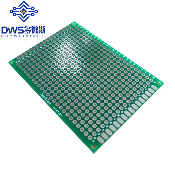 双面镀锡 双面喷锡 7*9CM 1.6mm 双面万能板 大小：7x9