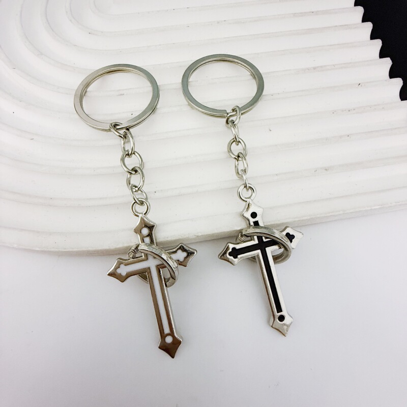 New hot-selling classic cross keychain, car keychain pendant, fashionable bag accessory keychain