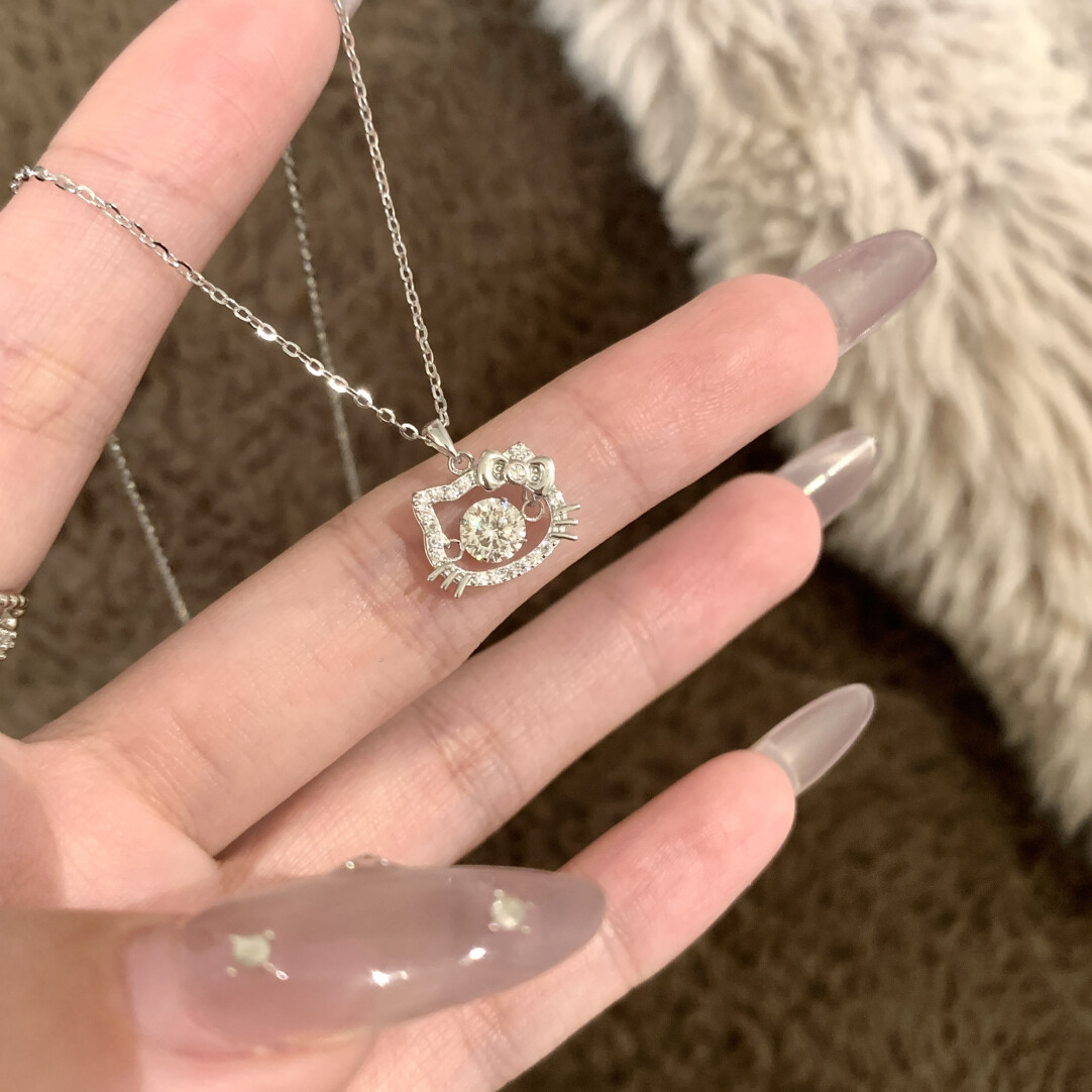 Little Red Book's Popular Kitty Cat Necklace for Women, Sweet and Cute Clavicle Chain, Fashionable Pendant for Besties and Girlfriends