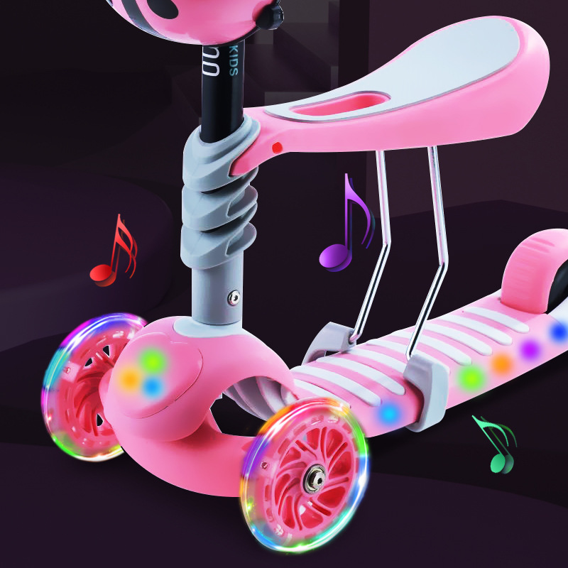 Bebé de música tres en uno de fábrica puede sentarse en niños y niñas niños patinando coche yo-yo 1-2-6 años scooter