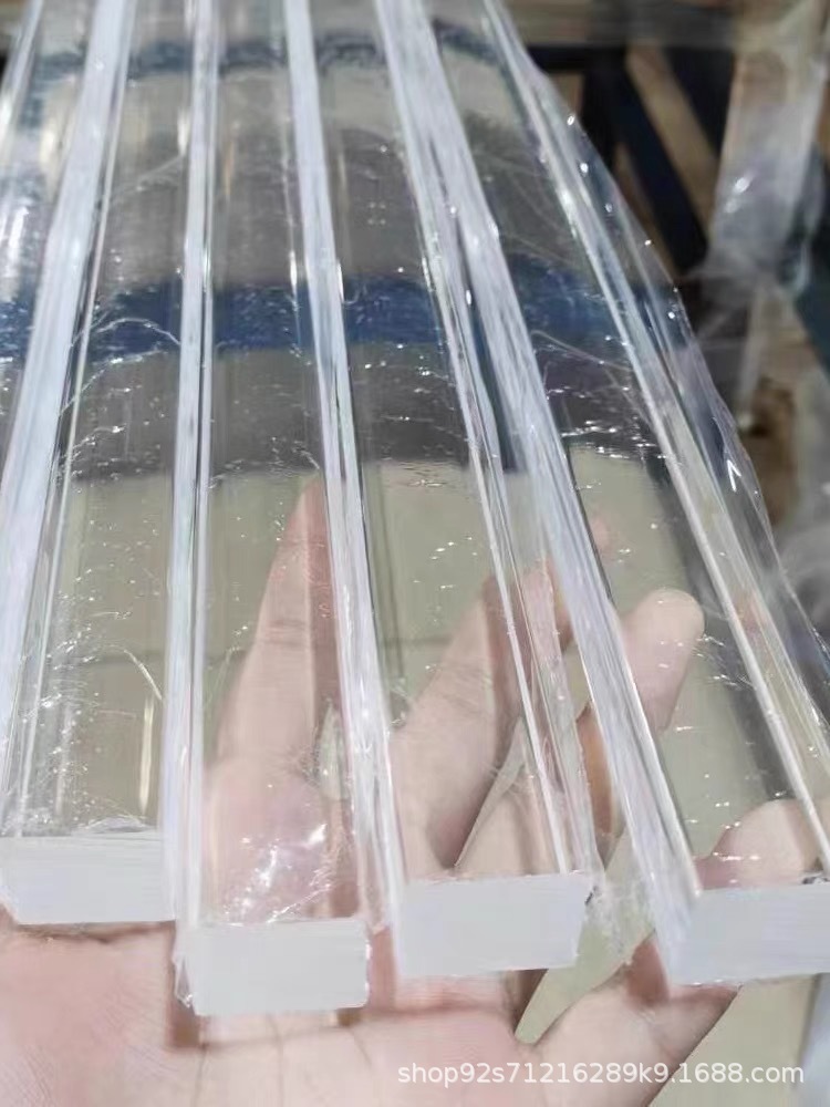 efb683b43d9614e46a864a2a8e3c5e