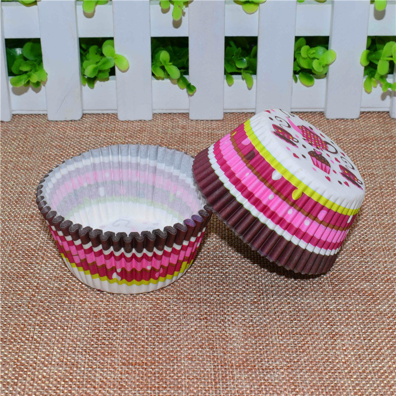 Al por mayor horno de grado alimenticio especial nieve Kitchen pastel de papel soporte resistente al aceite de alta temperatura Maffin hornear cupcakes