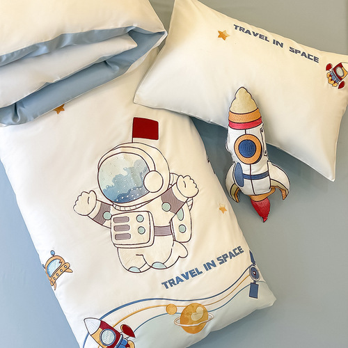 100 count cotton long-staple cotton children's four-piece set of pure cotton boys cute cartoon astronaut embroidered bedding 4