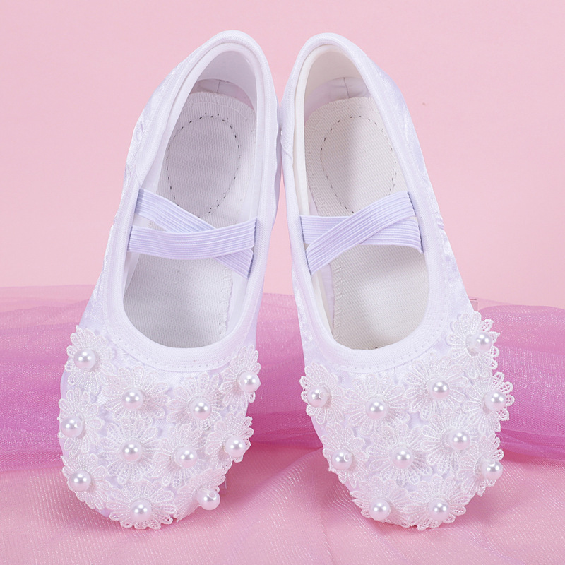 Satin White Ballet Dance Shoes Girls Lace Pearl Dance Shoes Japanese Style Cute Performance Dancing Kids 8017