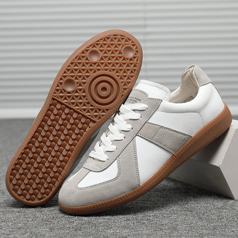 Zapatillas de entrenamiento alemanas para hombre y mujer, nuevas zapatillas blancas informales de primavera 2026, zapatillas de entrenamiento del ejército alemán retro japonés para hombre, zapatillas blancas.