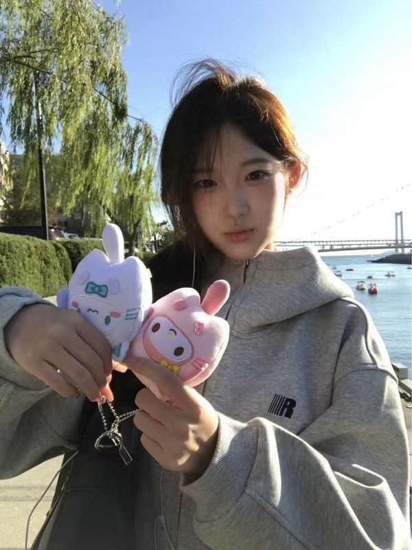 美式慵懒风廓形连帽卫衣男女春季设计感运动休闲外|undefined