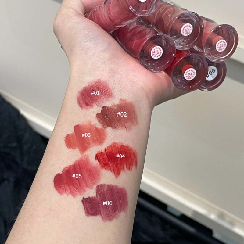 Kakashow terciopelo brumoso esmalte de labios brumoso suave natural terciopelo mate muestra color blanco lápiz labial brillo de labios transfronterizo femenino