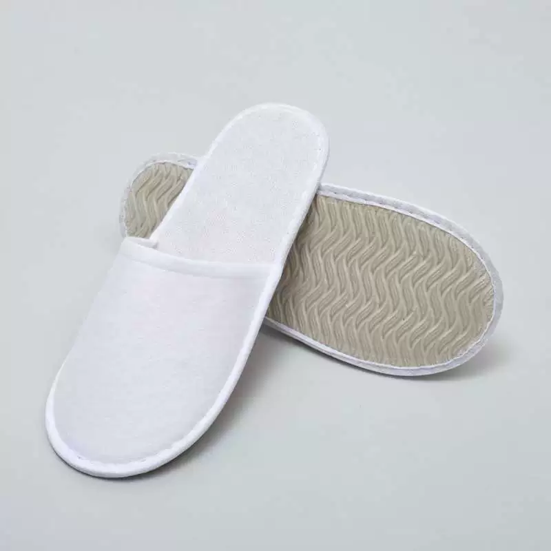 Одноразовые тапочки для отелей, гостевых домов, отелей для киберспорта, цепочки быстрого питания, оптовые плюшевые нетканые материалы