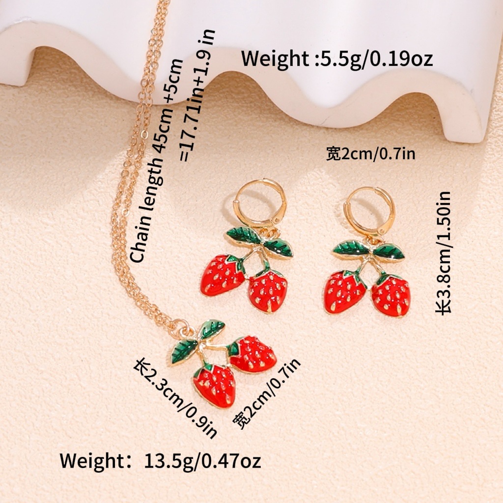 1 juego de estilo encantador y encantador inswind nicho aleación ligera de lujo estrawberry collar pendientes de joyería