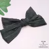 Panto yarn --- black-spring clip