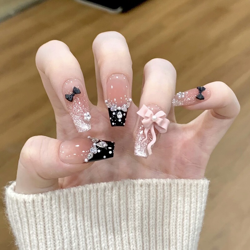 Pink and Ink Daughter Bow Cat-Eye Girl with Pearls Handmade Black Wear French Sweet and Cool Barbie Manicure Pink and Ink Daughter Bow Cat-Eye Girl with Pearls Handmade Black Wear French Sweet and Cool Barbie Manicure