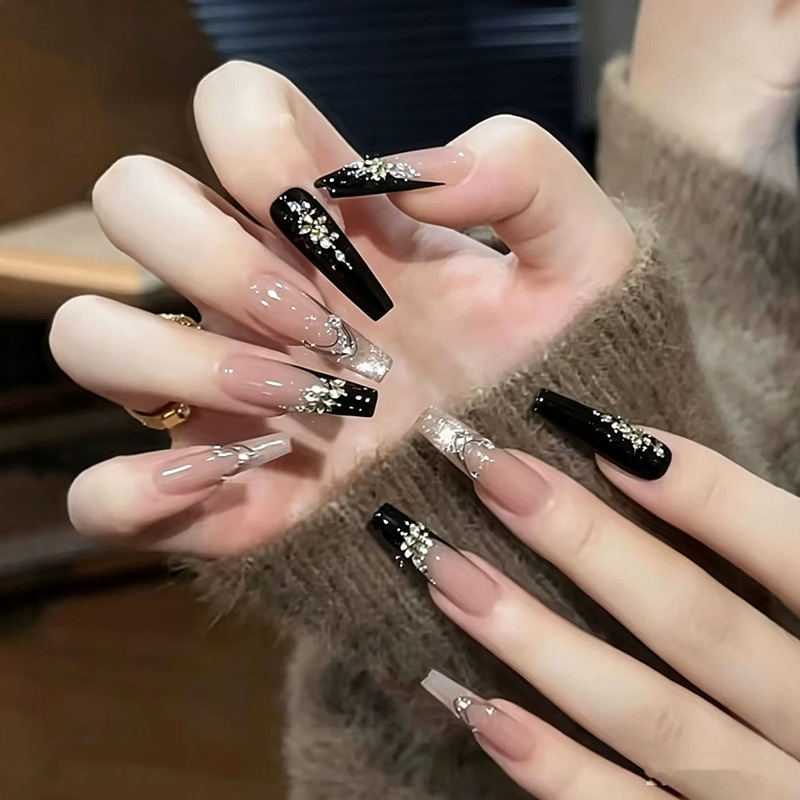 【Delice】Handmade Wearable Nails, Black French Style, Sparkling Solid Color, High-End Look, Brightening Wearable Nail Tips 【Delice】Handmade Wearable Nails, Black French Style, Sparkling Solid Color, High-End Look, Brightening Wearable Nail Tips
