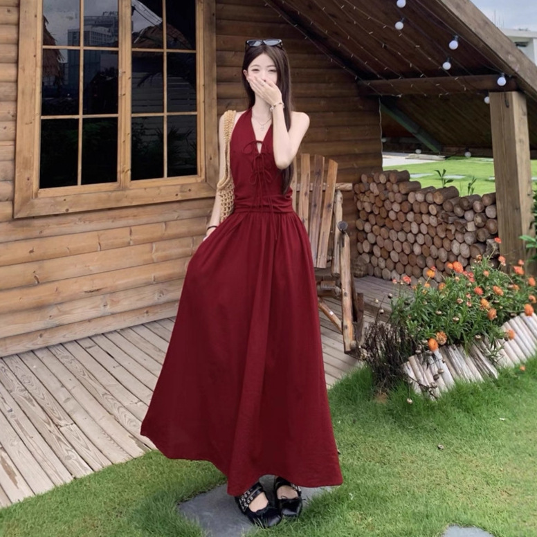 Korean-Style High-End Chic and Unique Niche Style Dress, New Summer Model, Backless, Solid Color, Long Dress for Photoshoots, Suitable for Young Girls
